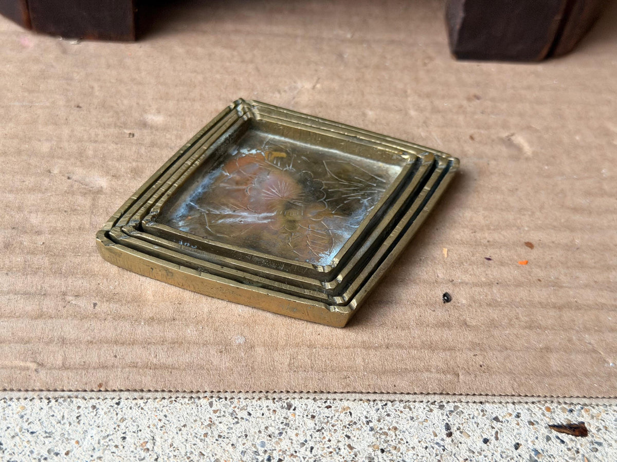 Vintage Brass Nesting Trays 4pc Diamond Coasters Etched Floral Catchall Dish
