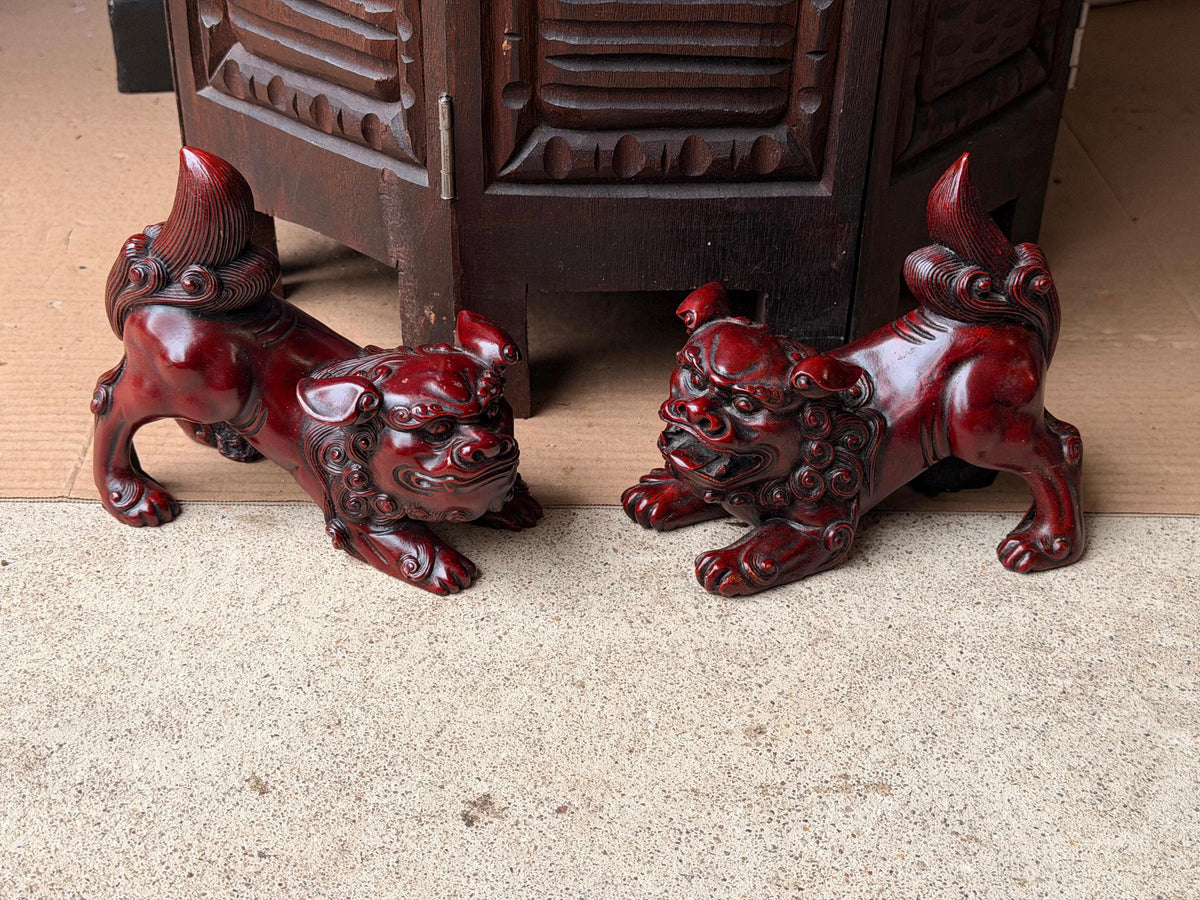 Vintage Cinnabar Red Foo Dog Statues Pair Crouching Guardian Lions 6"