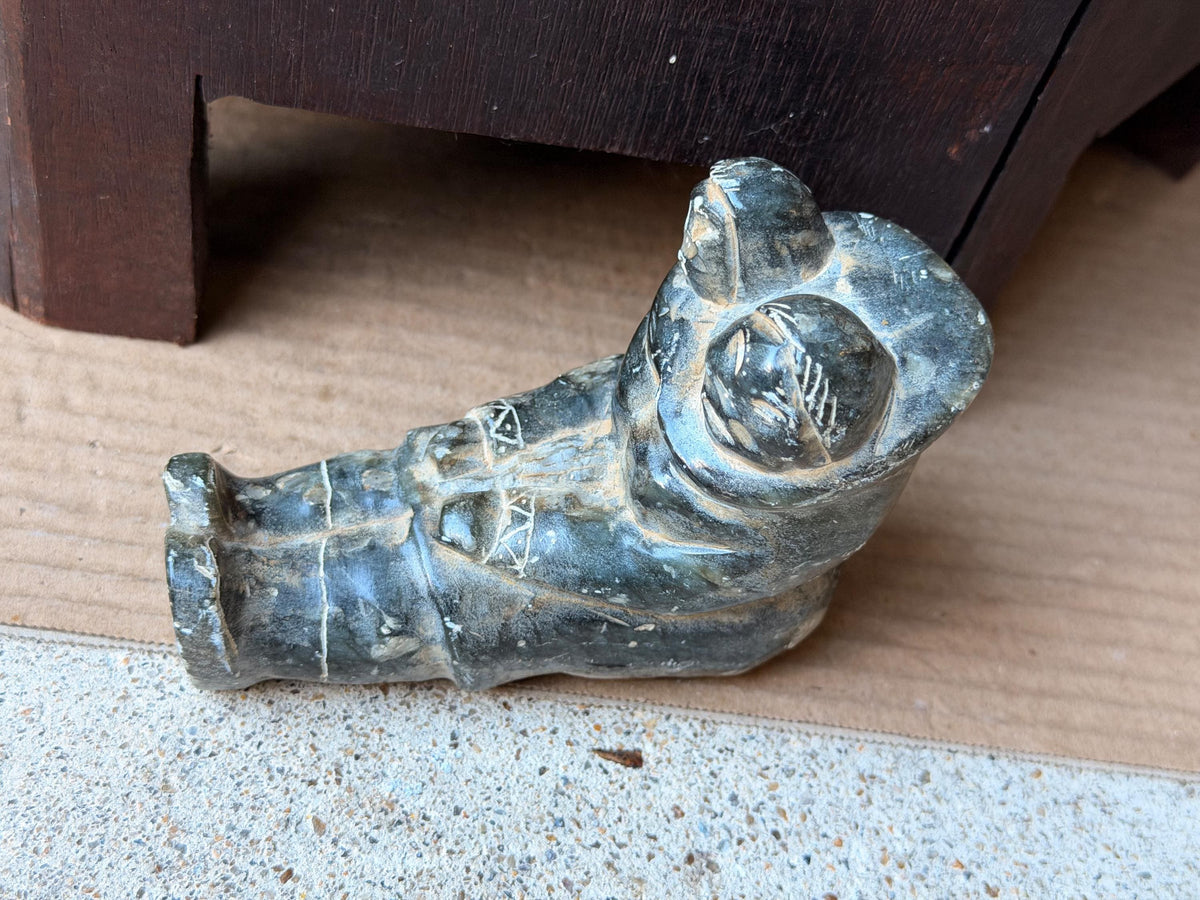 Vintage Inuit Soapstone Carving Mother Child Amauti Parka Sculpture 4.2"