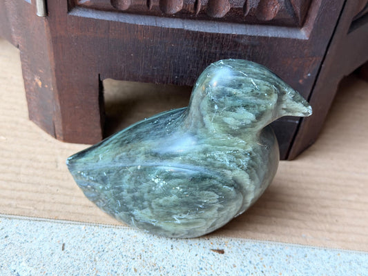 Vintage Signed Ross Parkinson Soapstone Bird Carving Canadian Steatite 5.8"