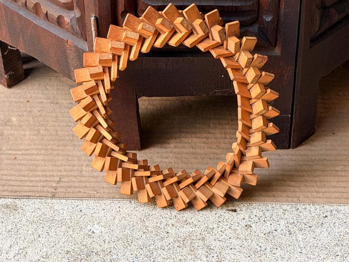 Vintage Interlocking Wooden Ring Trivet Geometric Expandable Table Stand 7"