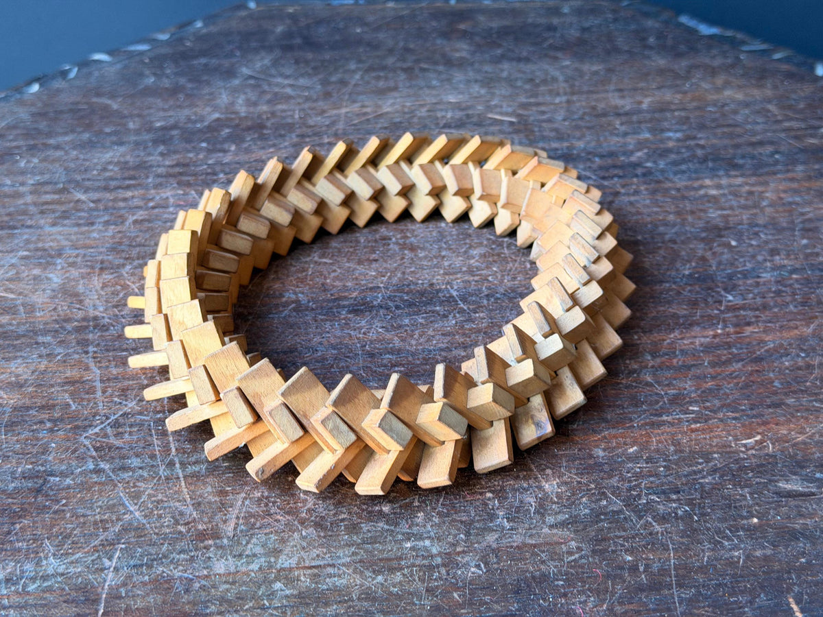Vintage Interlocking Wooden Ring Trivet Geometric Expandable Table Stand 7"