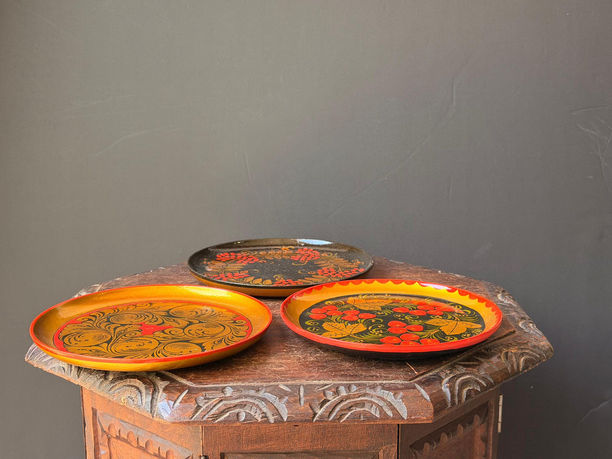 Eastern European Folk Art Hand Painted Wood Lacquer Plates Gold Red Set 3 8.2"