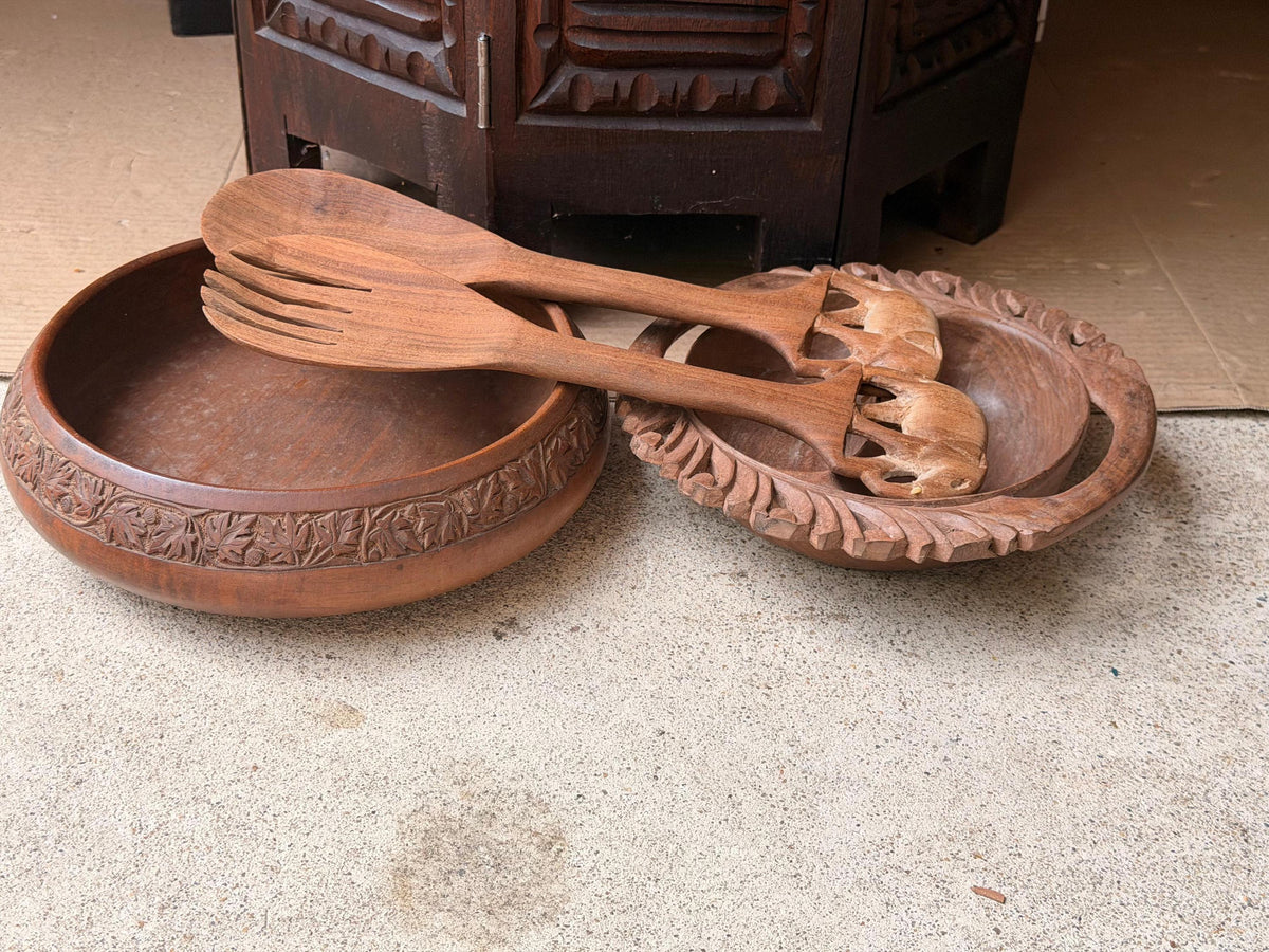 Vintage Hand Carved Wood Bowls Elephant Salad Servers Set 4 Pc