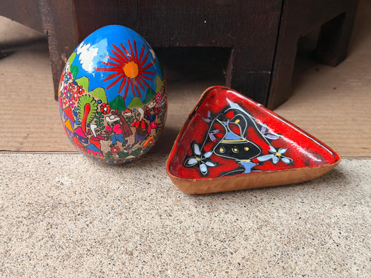 Vintage Italian Leather Dish & Signed Mexican Folk Art Painted Egg 2pc Set