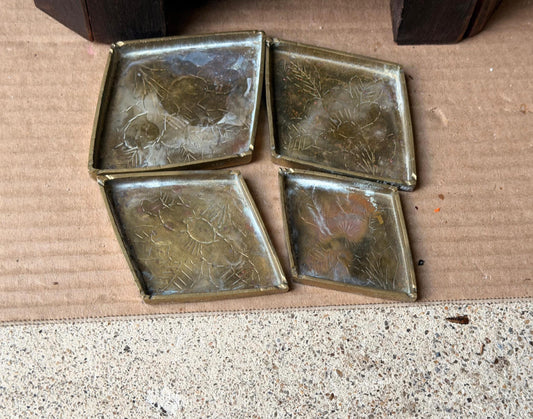 Vintage Brass Nesting Trays 4pc Diamond Coasters Etched Floral Catchall Dish