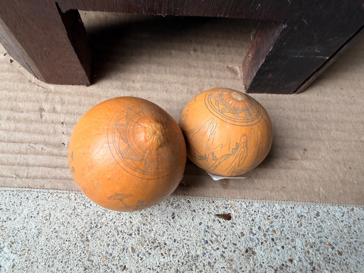 Vintage Engraved Mini Gourd Sculptures Chinese Folk Art Monkey King Pair