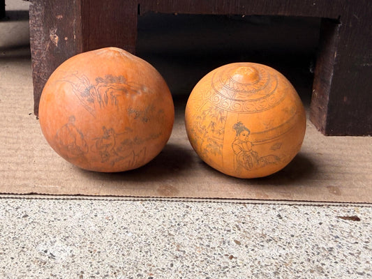 Vintage Engraved Mini Gourd Sculptures Chinese Folk Art Scholar Landscape