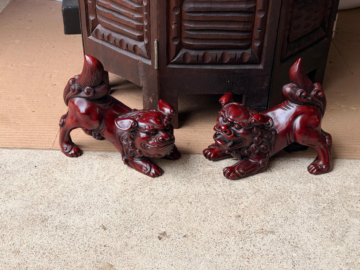 Vintage Cinnabar Red Foo Dog Statues Pair Crouching Guardian Lions 6"