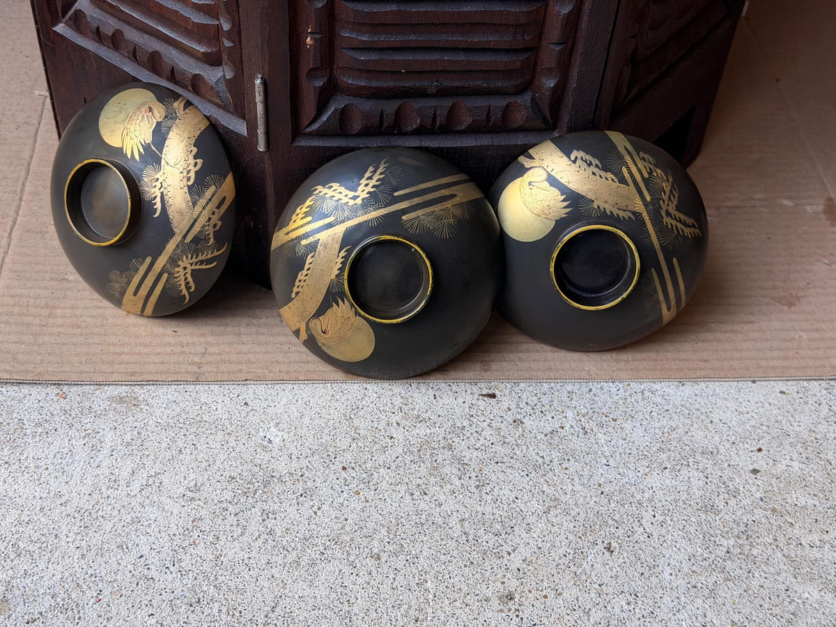 Vintage Japanese Maki-e Lacquerware Dishes Set 3 Crane Pine Gold 4.6"