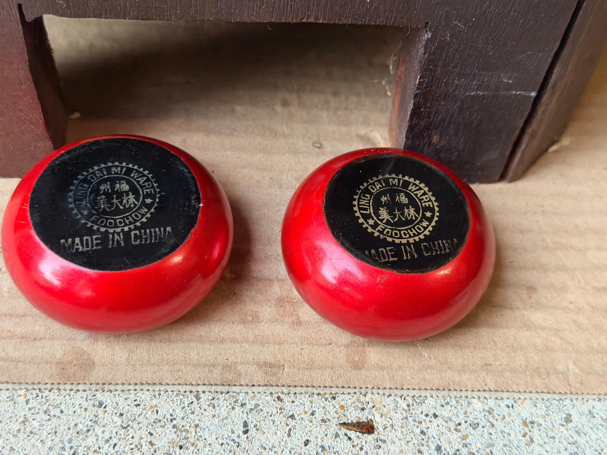Fuzhou Foochow Lacquer Bowls Pair, Vintage Ling Dai Mi Red and Black Lacquerware Trinket Dishes, Chinese Decor