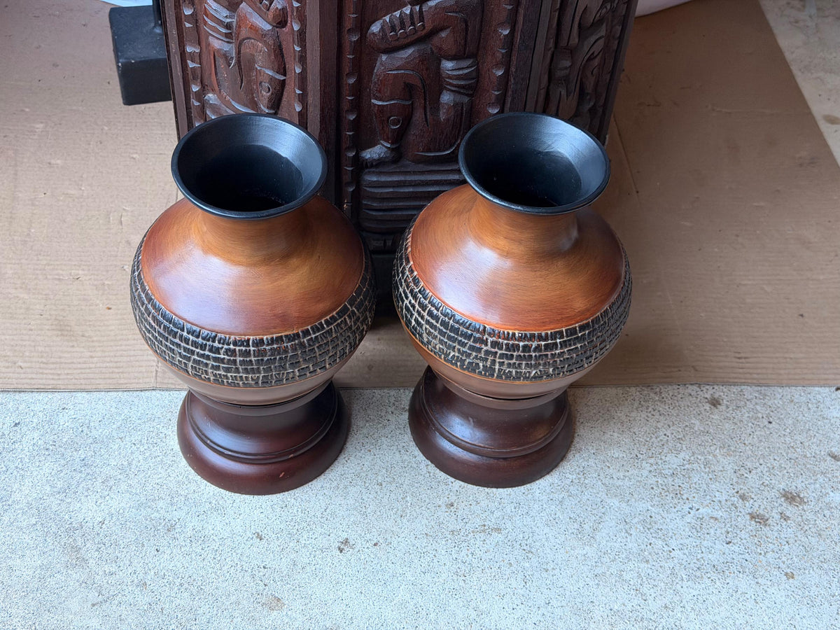 Pair Vintage MCM Brutalist Ceramic Vases Incised Studio Pottery Stand 8"
