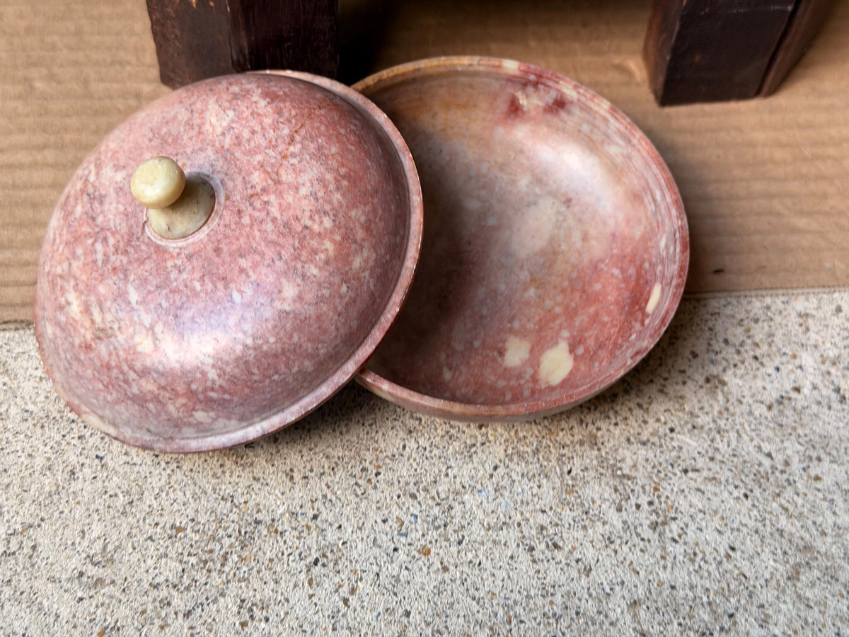 Vintage Hand Carved Pink Soapstone Lidded Box Round Stone Trinket Bowl Dish 4.2"
