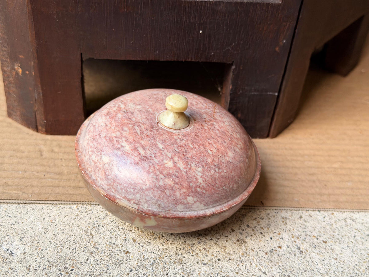 Vintage Hand Carved Pink Soapstone Lidded Box Round Stone Trinket Bowl Dish 4.2"