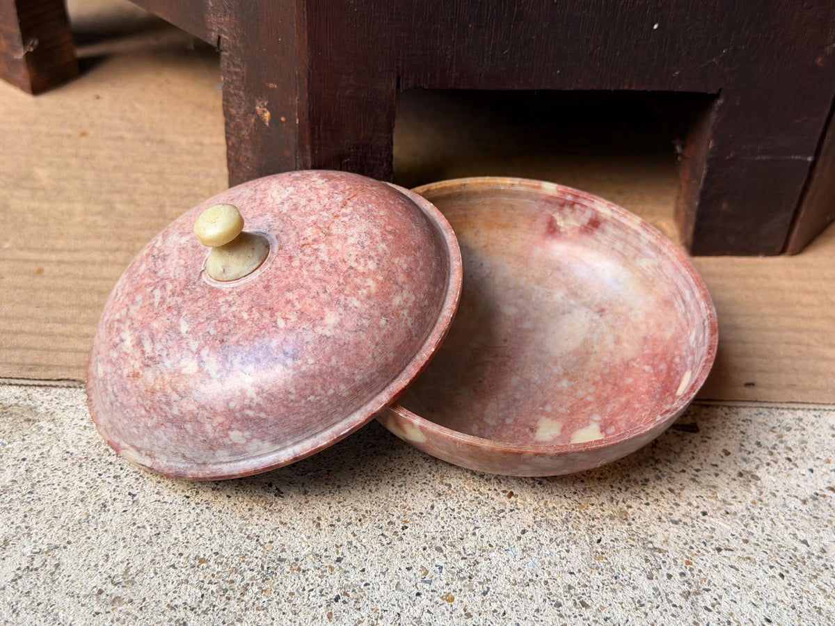 Vintage Hand Carved Pink Soapstone Lidded Box Round Stone Trinket Bowl Dish 4.2"