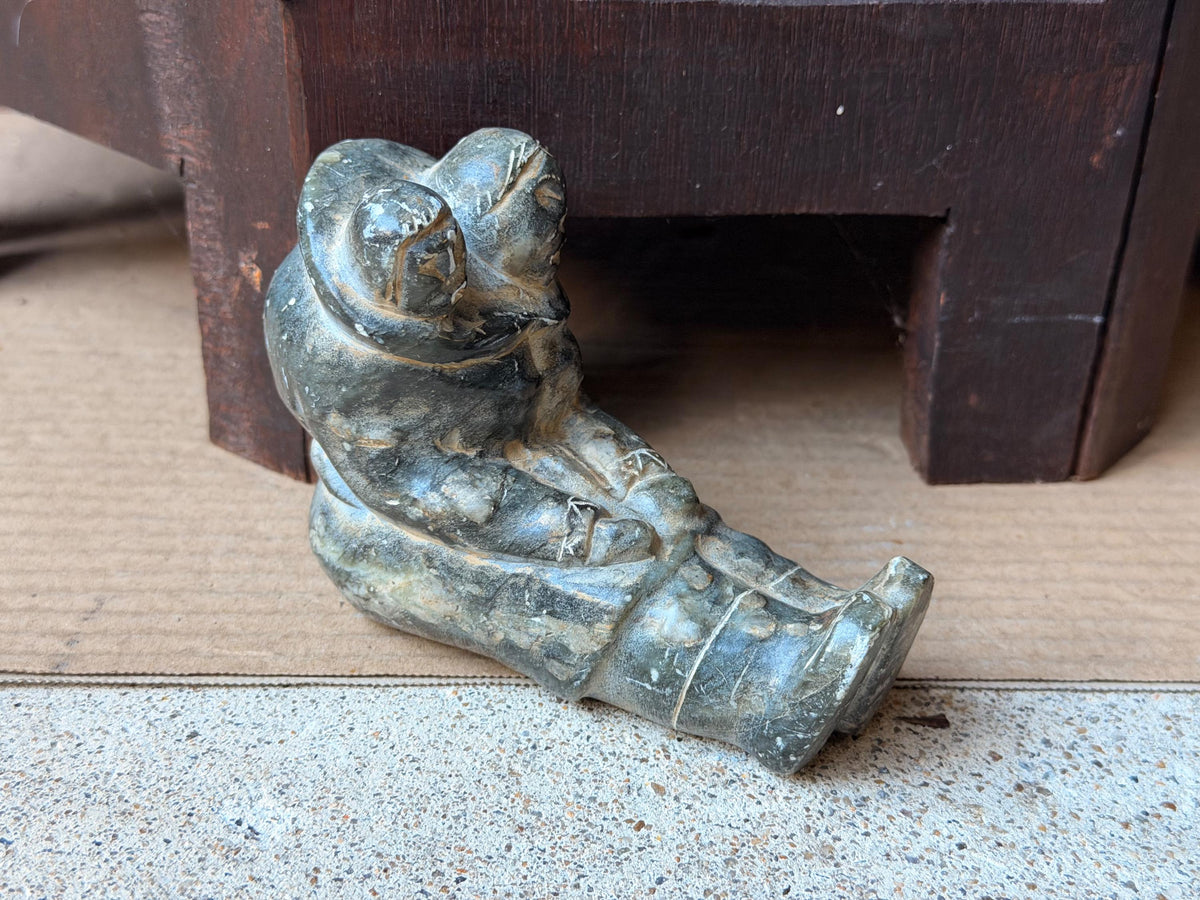 Vintage Inuit Soapstone Carving Mother Child Amauti Parka Sculpture 4.2"
