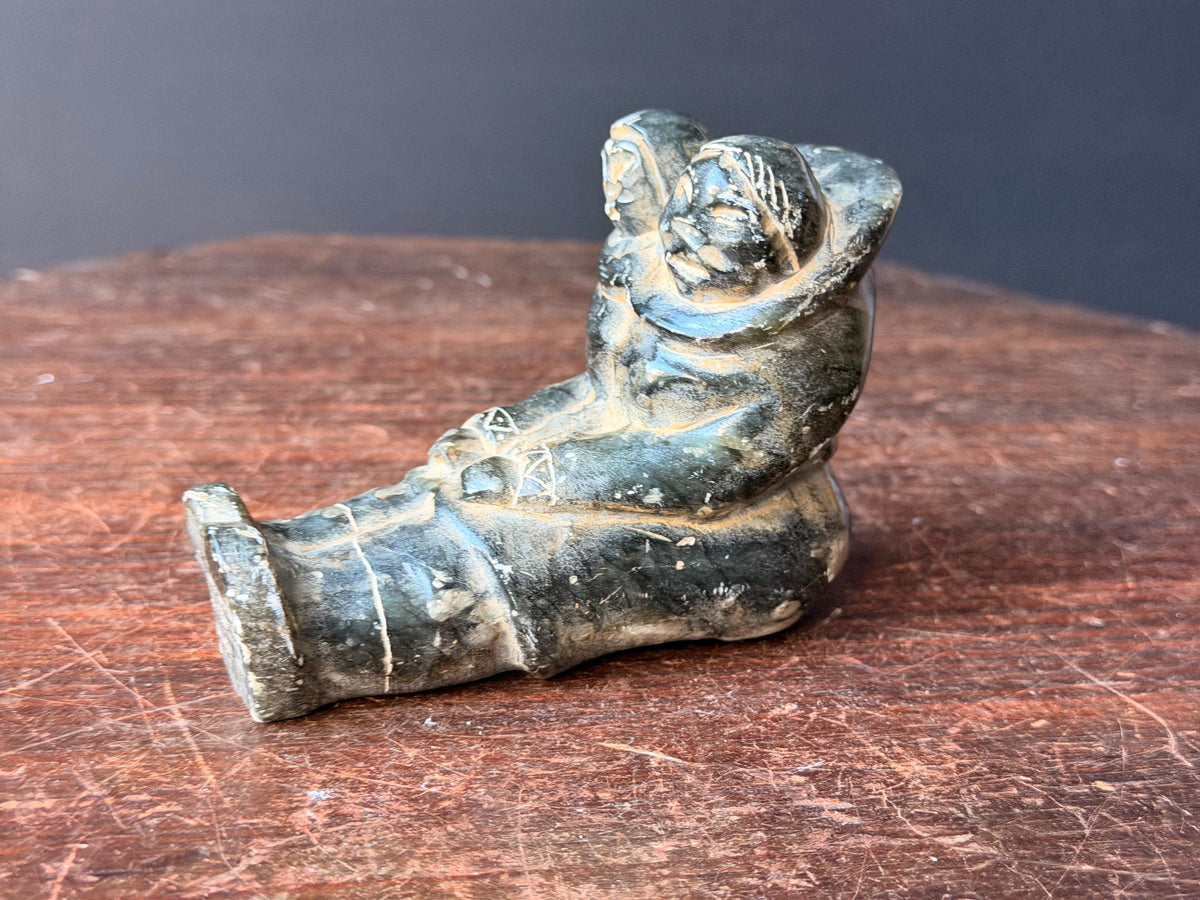 Vintage Inuit Soapstone Carving Mother Child Amauti Parka Sculpture 4.2"