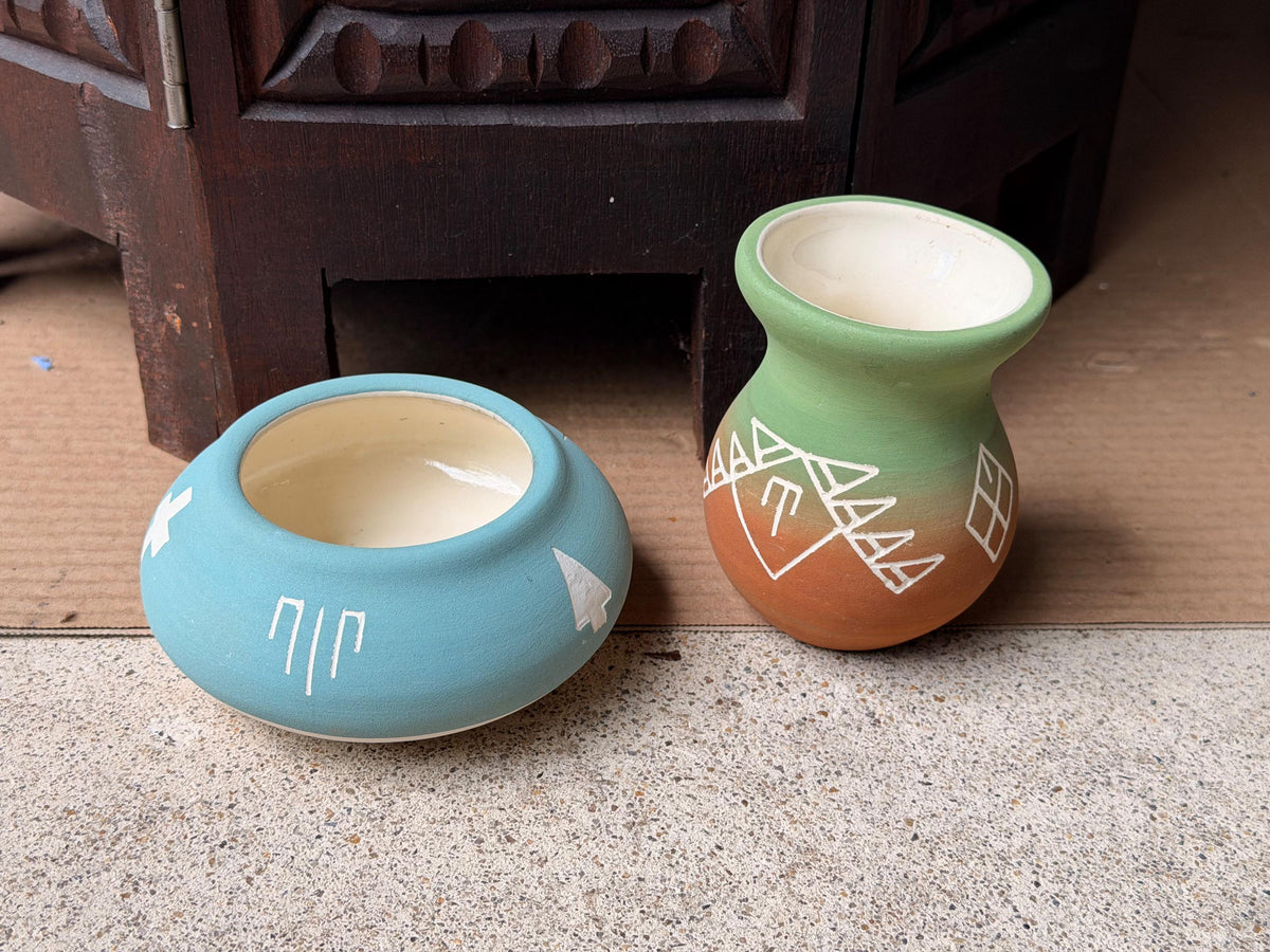 Navajo Sgraffito Pottery Set Signed G Frank Southwest Terracotta Vases 4.3" 3.5"