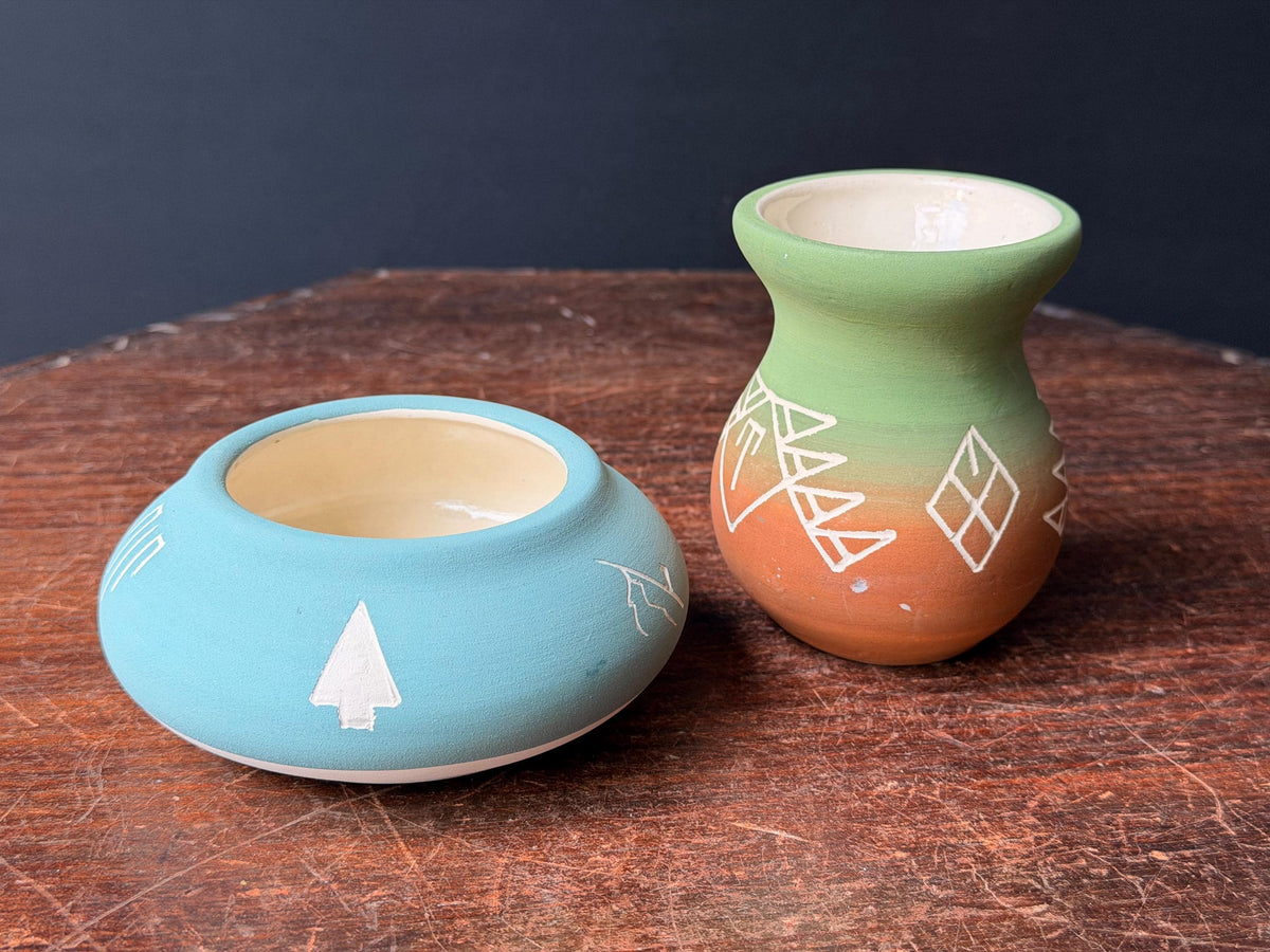 Navajo Sgraffito Pottery Set Signed G Frank Southwest Terracotta Vases 4.3" 3.5"