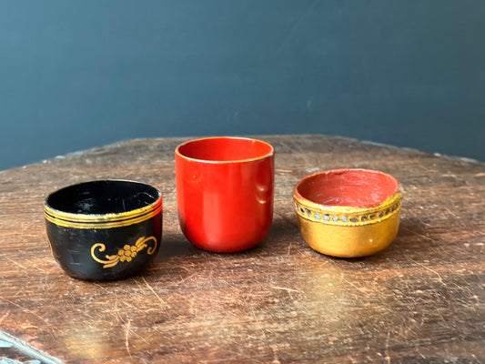 Vintage Asian Lacquerware Miniature Offering Cups Set 3 Gilded Red Black Decor