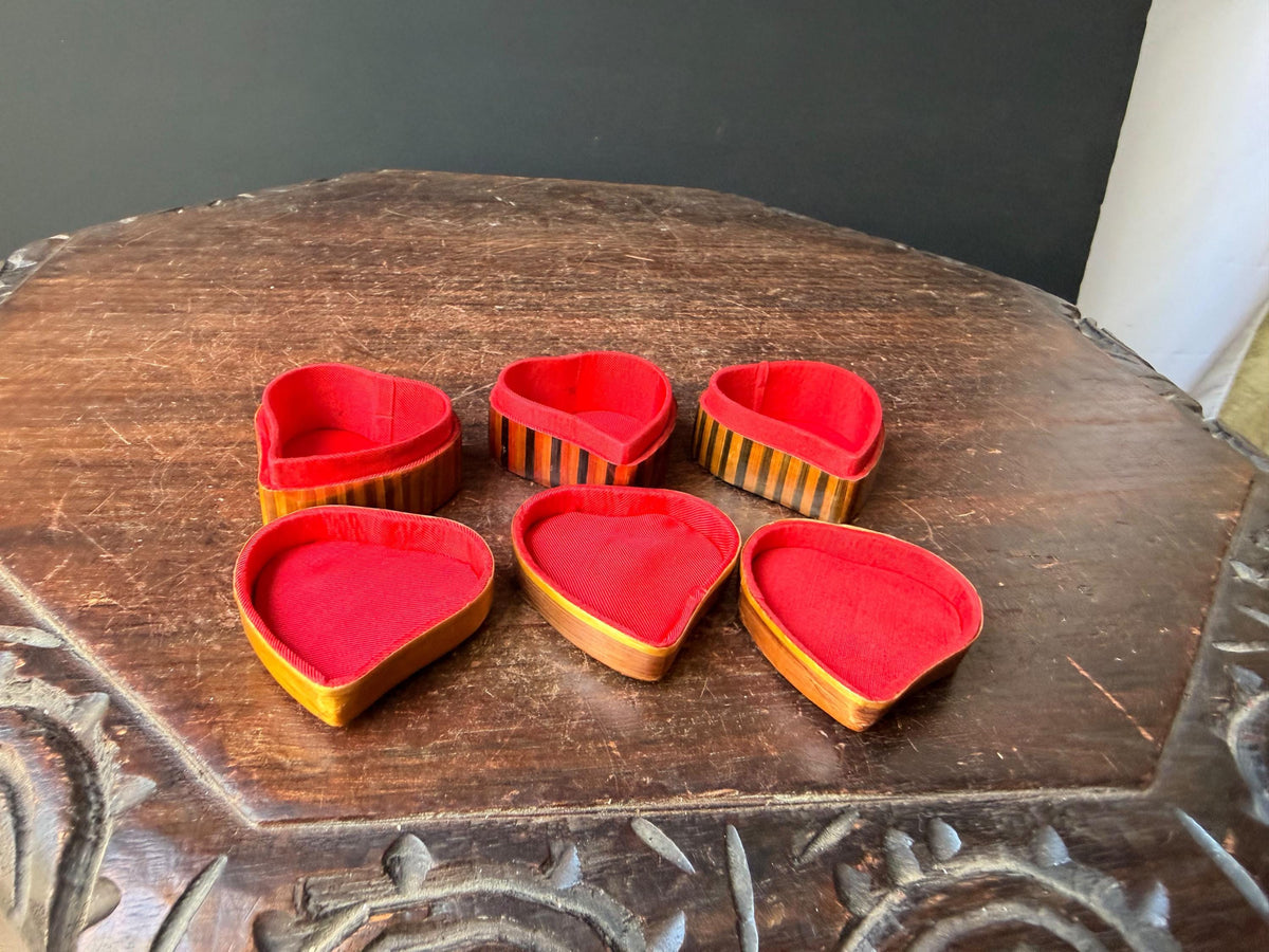 Vintage Folk Art Bamboo Wheat Straw Marquetry Heart Trinket Boxes Insect Lot 3