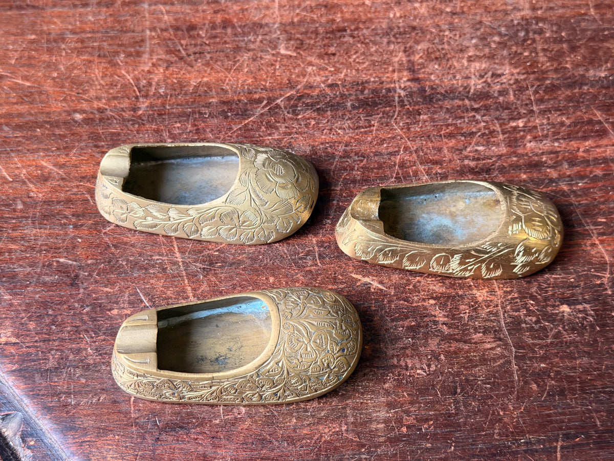 Vintage Brass Shoe Slipper Vessel Set Engraved Floral Trinket Ashtrays India 3pc