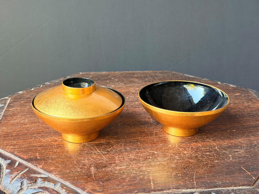 Vintage Japanese Gold Leaf Lacquer Bowls Lidded Kuro Urushi Soup Vessel 4.8"