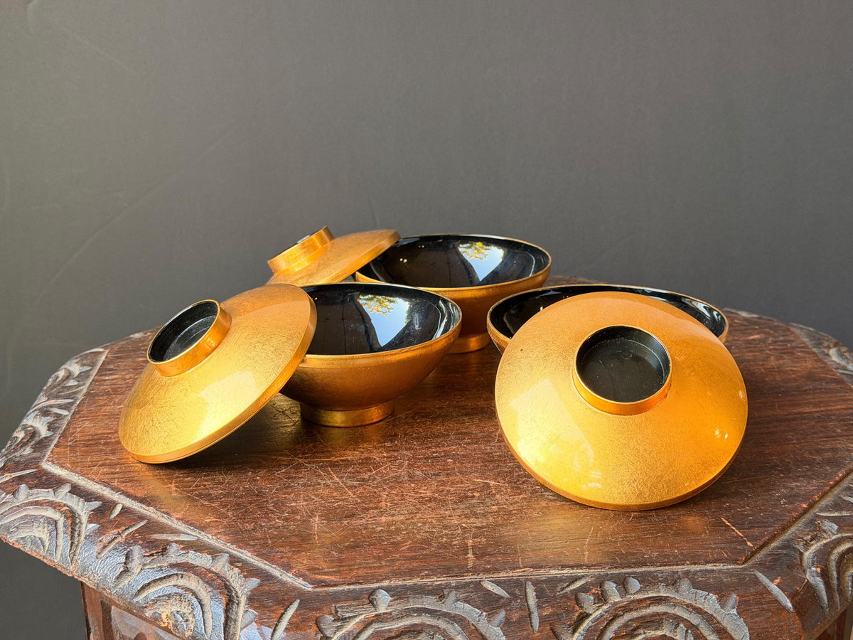 Vintage Japanese Gold Leaf Lacquer Bowls Lidded Kuro Urushi Set of 3 4.8"