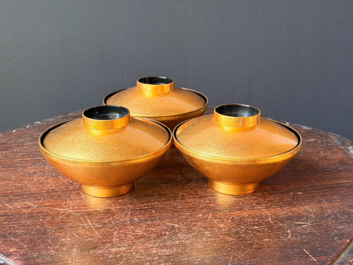 Vintage Japanese Gold Leaf Lacquer Bowls Lidded Kuro Urushi Set of 3 4.8"