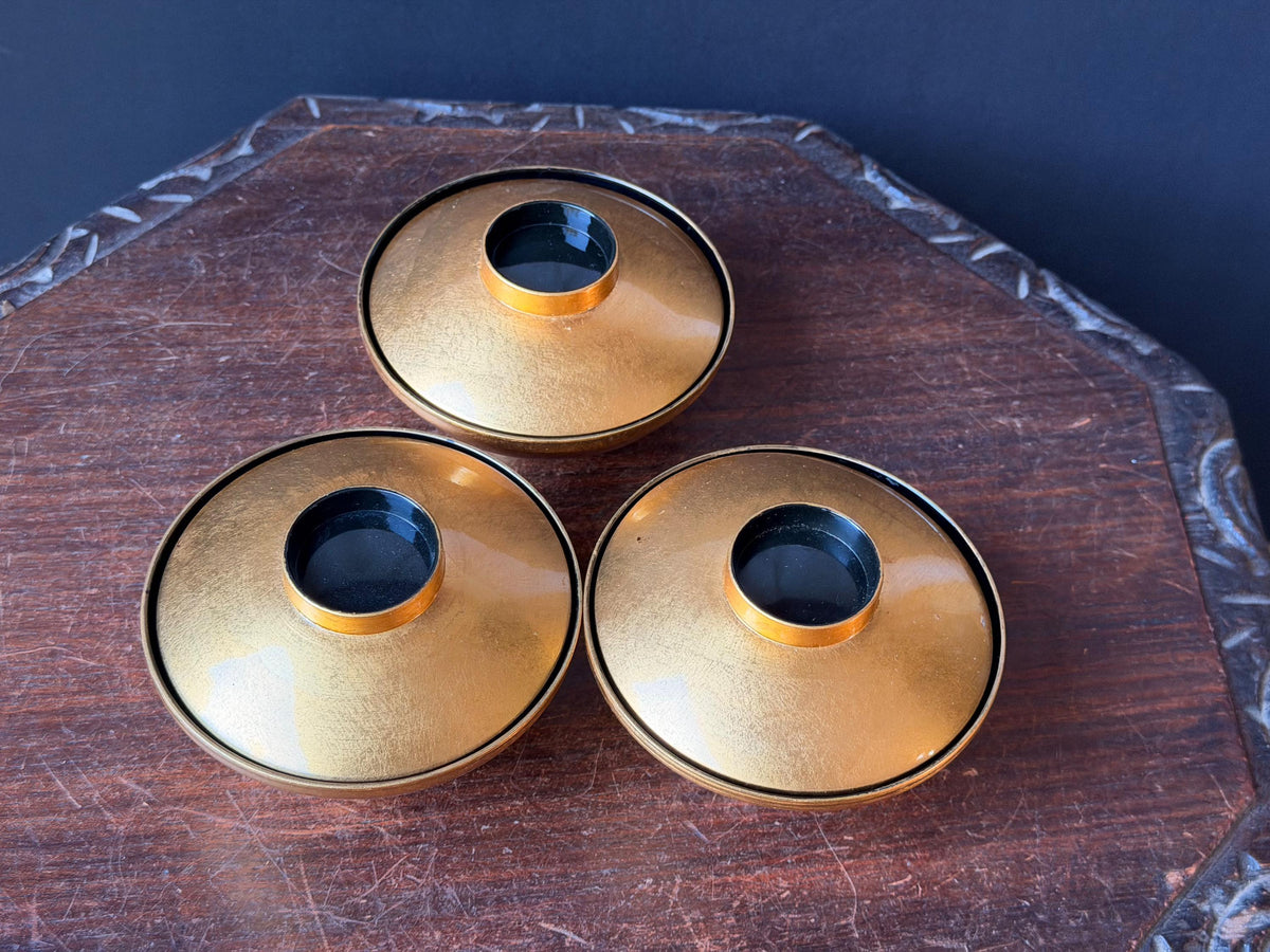 Vintage Japanese Gold Leaf Lacquer Bowls Lidded Kuro Urushi Set of 3 4.8"