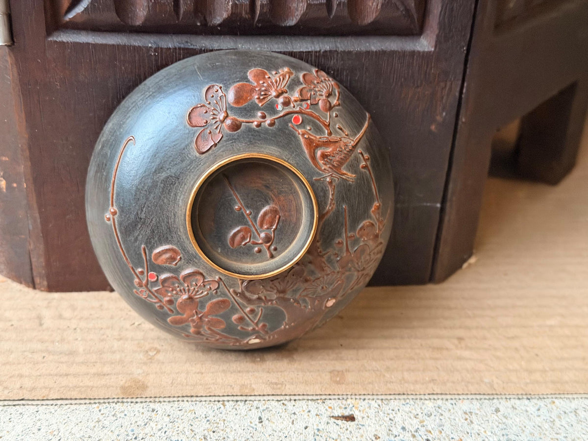 Vintage Red Lacquer Sake Cup Mt Fuji Maki e Relief Plum Blossom 4.2 Dish