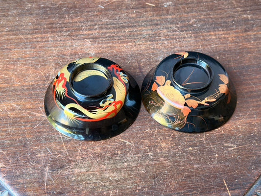 Vintage Japanese Maki-e Lacquerware Bowls Set 2 Red Black Dragon Floral 4.2"