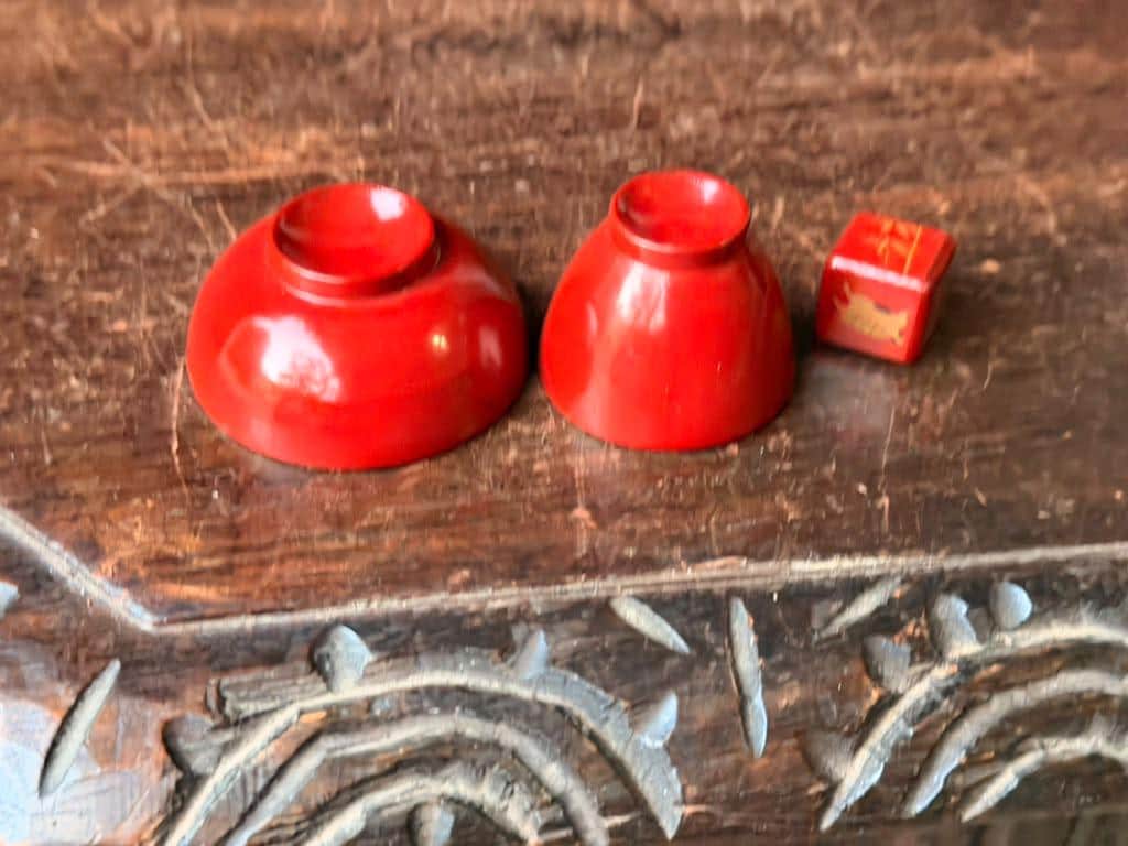 Vintage Japanese Red Lacquer Sake Cup Set Gold Maki-e Dice Game 3 Piece