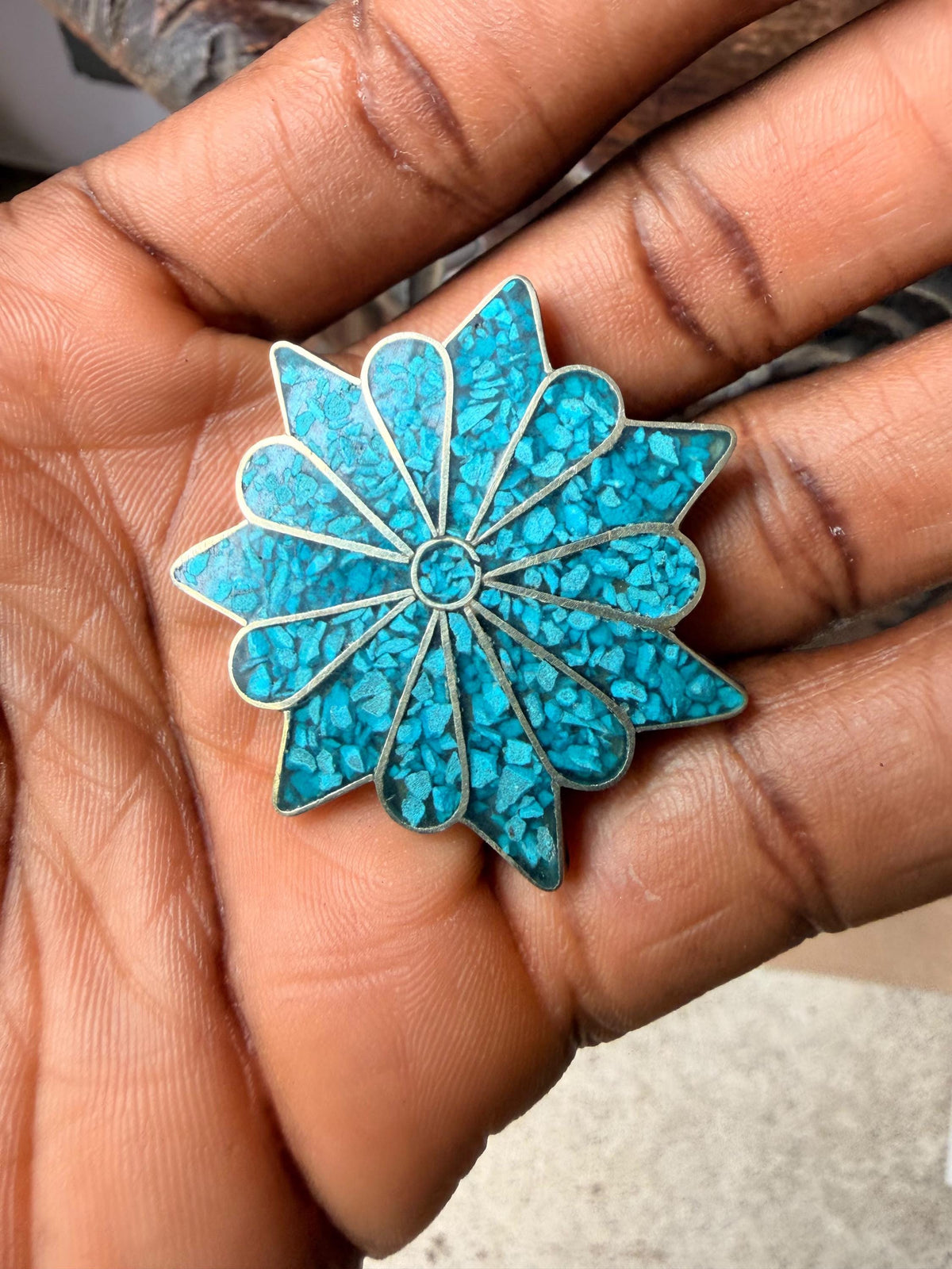 Vintage Mexican Turquoise Chip Inlay Sunburst Brooch Pin Alpaca Mexico 1.8x1.7