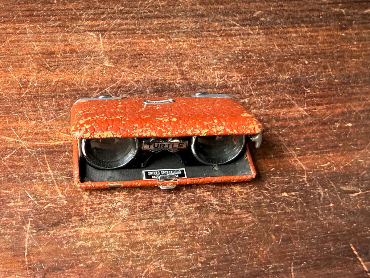 Vintage Turtle Shinko Seisakusho Folding Opera Glasses Japan Pocket Binoculars
